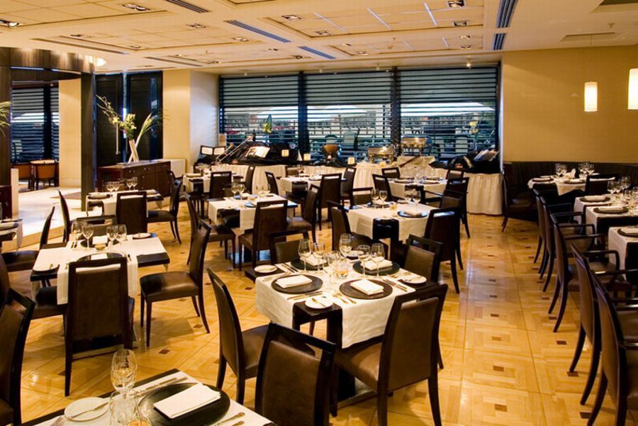 Regal Pacific Puerto Madero Hotel Буенос Айрес Екстериор снимка The interior of the restaurant