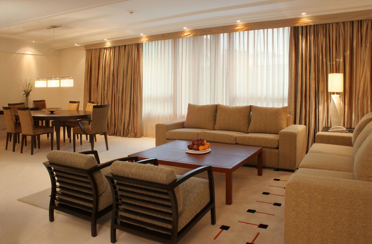 Regal Pacific Puerto Madero Hotel Буенос Айрес Екстериор снимка A living room